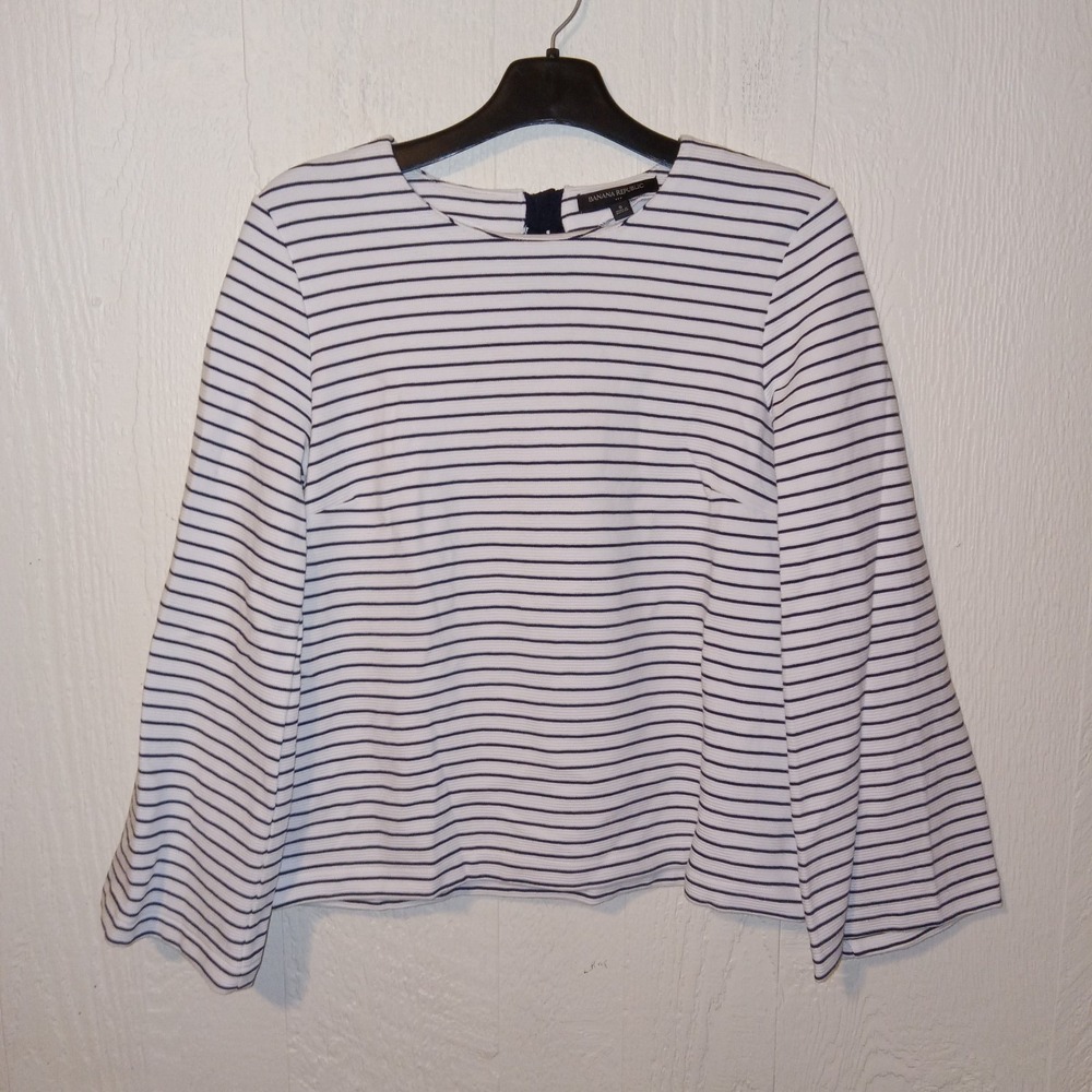 Banana Republic Stripe Tie Back Top Womens Small White Blue Bell Sleeve Cotton